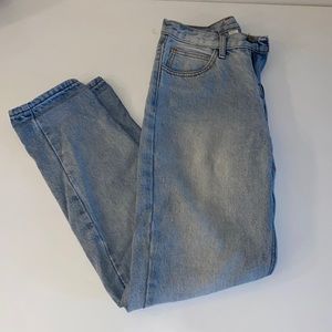 John Galt (Brandy Melville) Light Wash jeans. Size Medium. No distress, No holes